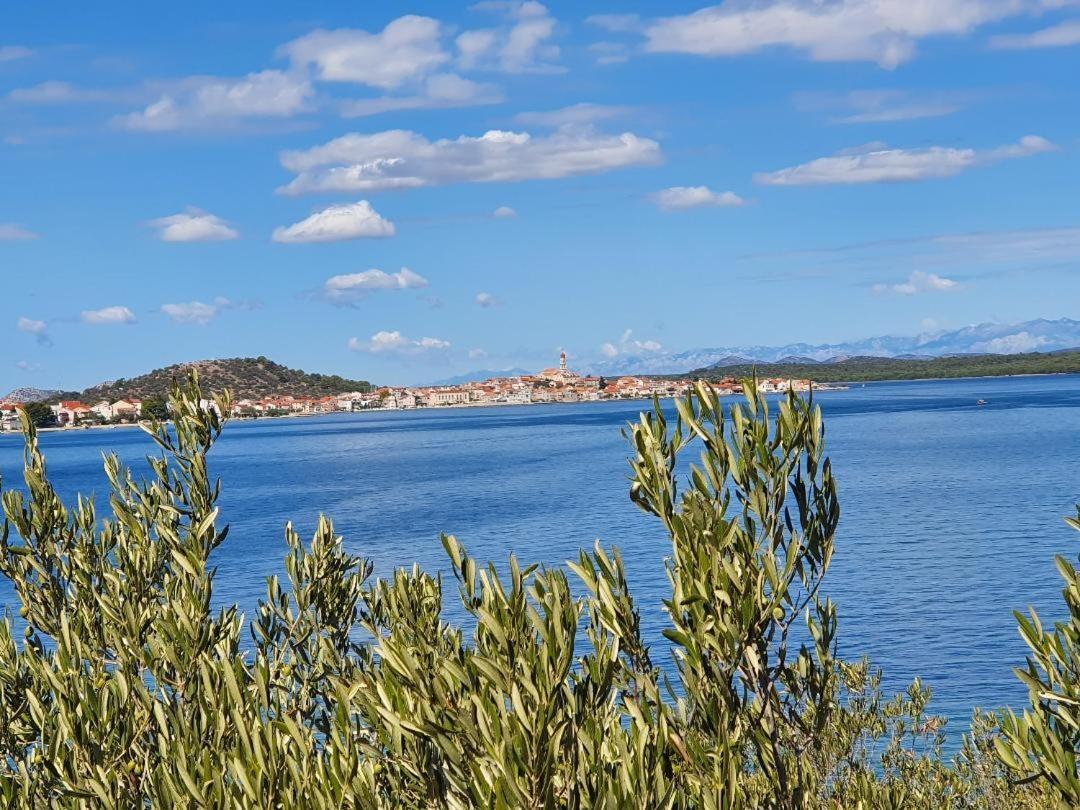 Mobilheim Andrea Wunderschoene Ferienwohnung Direkt Am Meer Jezera Dış mekan fotoğraf