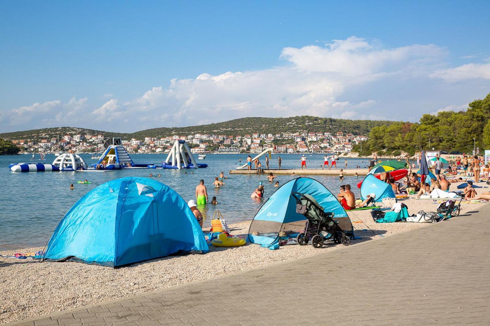 Mobilheim Andrea Wunderschoene Ferienwohnung Direkt Am Meer Jezera Dış mekan fotoğraf